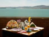 Hotel Il Lago Da Una Nuvola