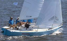 escursioni in barca a vela sul trasimeno