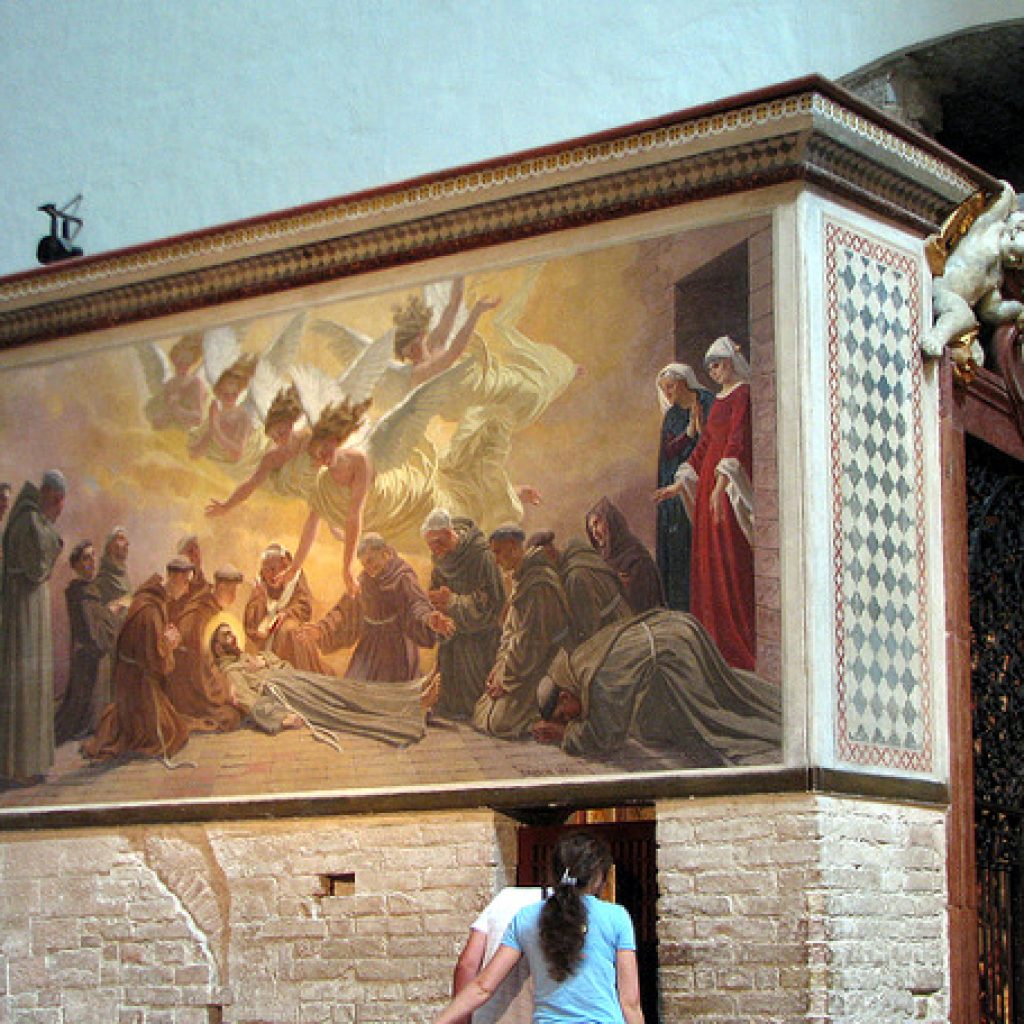 The Chapel of the Transit is nowadays located of the right part of the apse of the Basilica of Santa Maria degli Angeli, not far away from the church of the Porziuncola.