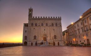 palazzo consoli