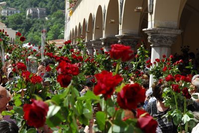 Festa-delle-Rose-e-delle-Rite-2012-a-Cascia-PG