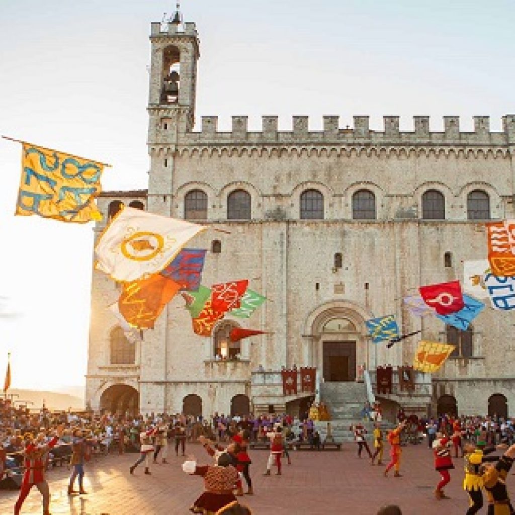 Il territorio che ci conduce da Gubbio ad Assisi, e che attraversa l’Oasi del Parco Naturale del Monte Cucco, l’Altopiano della Palude di Colfiorito e il Parco del Monte Subasio