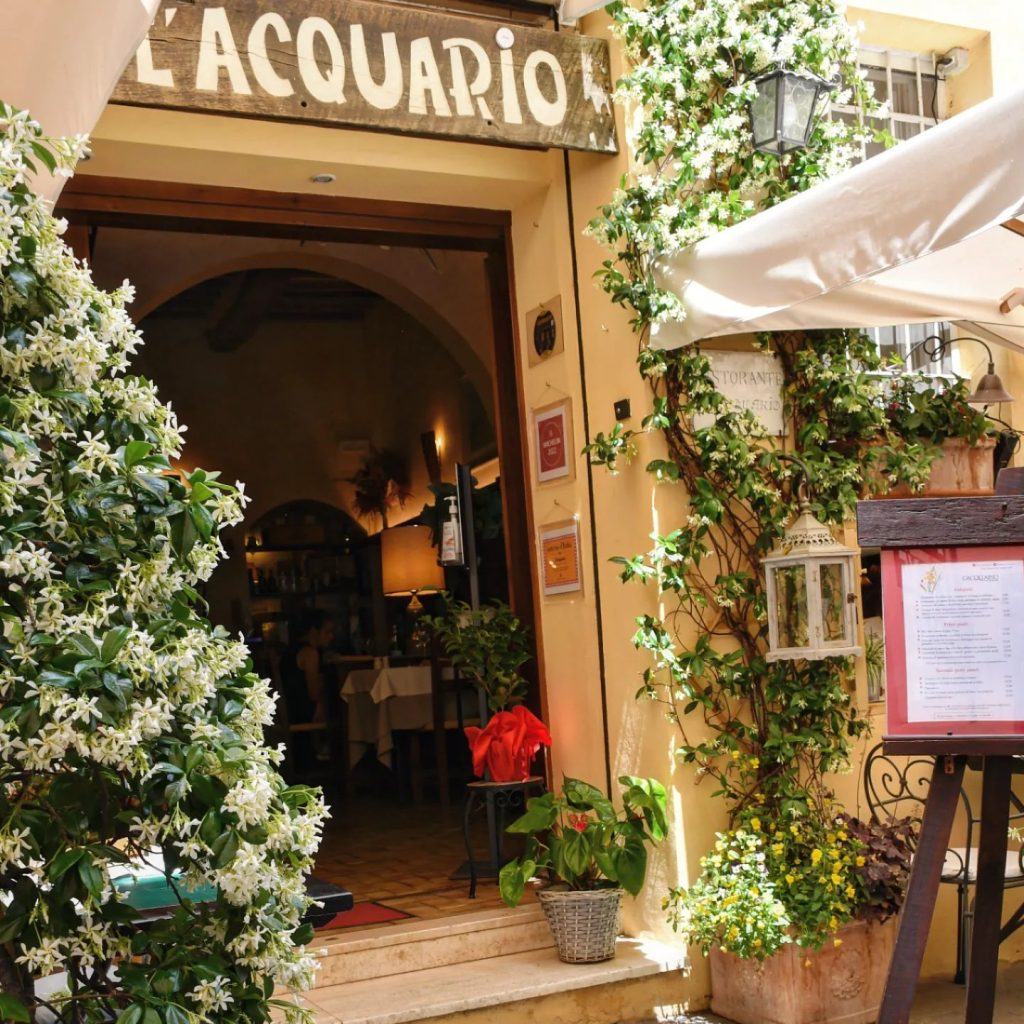 Ristorante L'Acquario is the oldest restaurant in the historic center of Castiglione del Lago and pays homage to the scents and flavors of the Lake and Umbria in its cuisine.