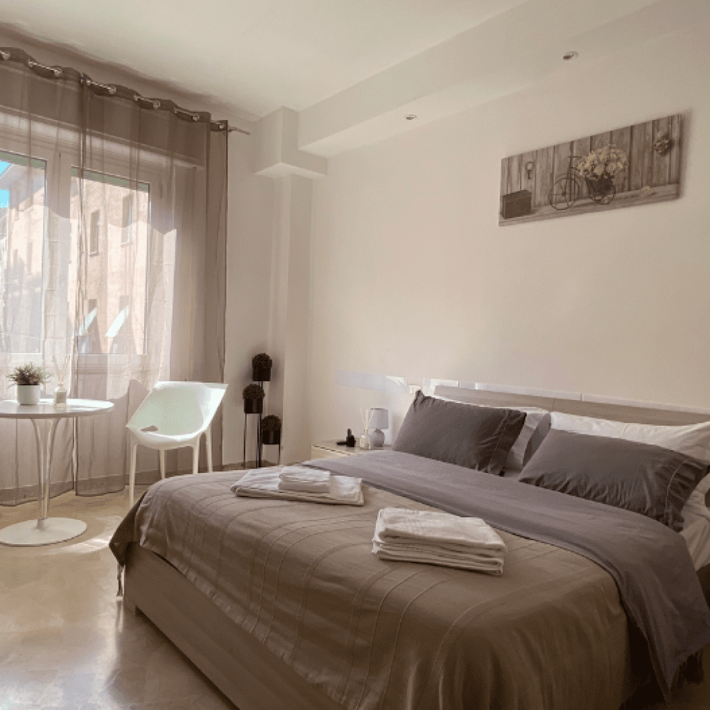 VACATION APARTMENTS in Terni (TR)
 Apartment complete with amenities
 Close to the main station
 In the city center